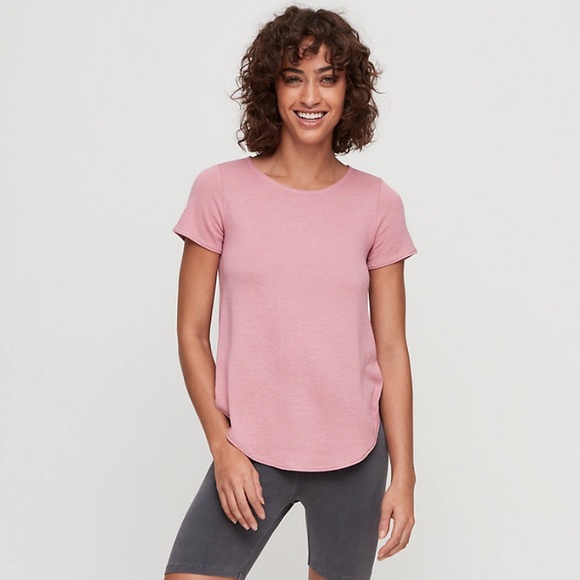 Aritzia Tops - Aritzia Wilfred Free High\Low T-Shirt Light Pink